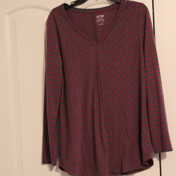 Apt. 9 Modern Essentials V-Neck Tunic Size Large - Picture 1 of 12